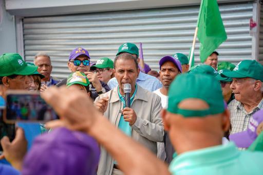 La iniciativa de Domingo Contreras, “Mi firma por el drenaje”, ha recibido el respaldo de 270 mil ciudadanos del Distrito Nacional, que con su firma, exigen solución al problema del […]